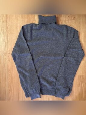 Saks Fifth Avenue Cashmere Turtleneck Sweater - Classic Knit